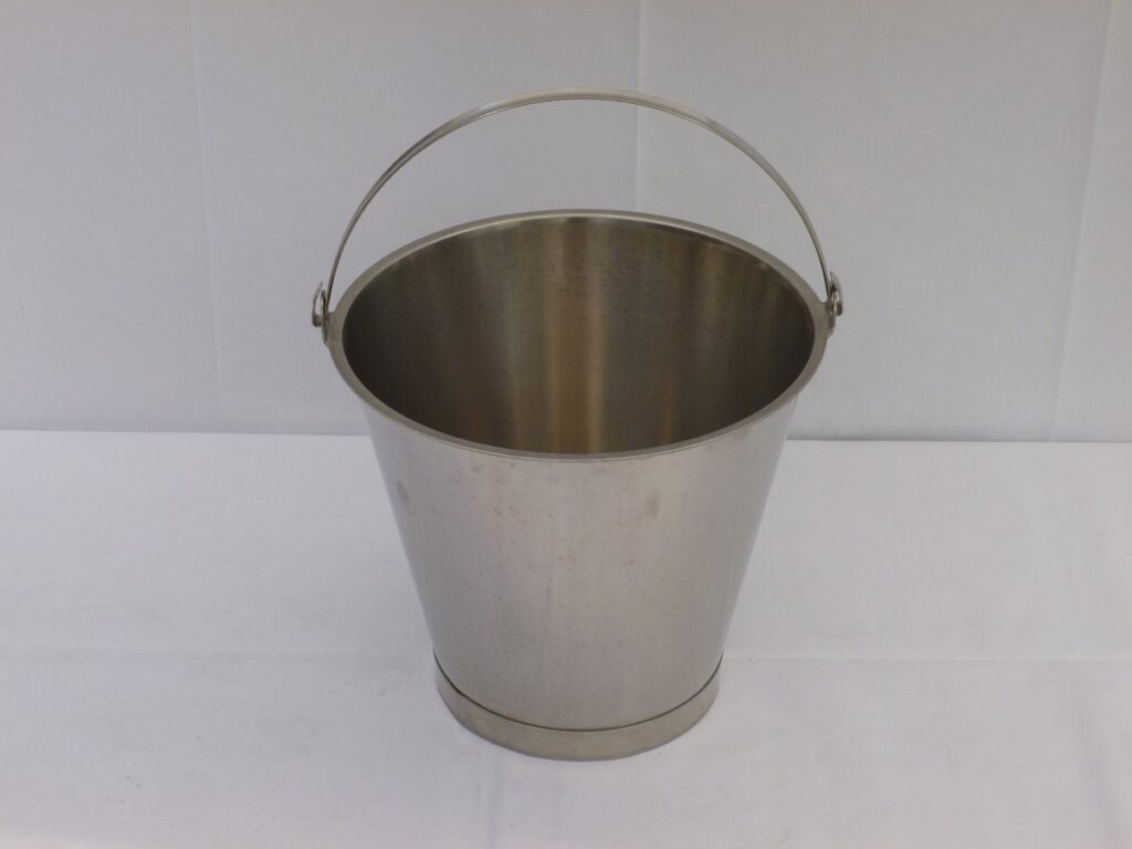 Opdienmateriaal - inox emmer - huren rondom Sint-Niklaas