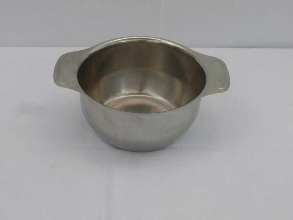 Opdienmateriaal - inox kom groot - huren rondom Sint-Niklaas