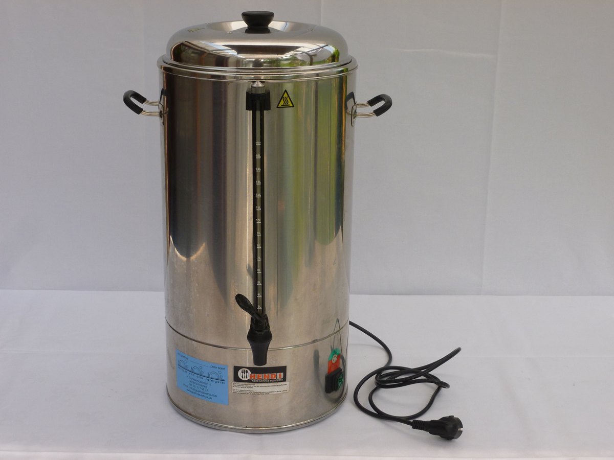 keukenmateriaal - koffiepercolator 100 tassen - huren rondom Sint-Niklaas
